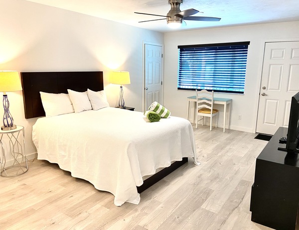 Big Beach House Presidential Suite Photo 10