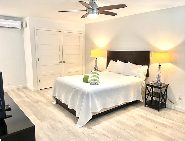 Big Beach House Presidential Suite Photo 9