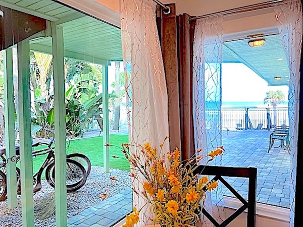 Big Ocean Villa VIP Suite Photo 11