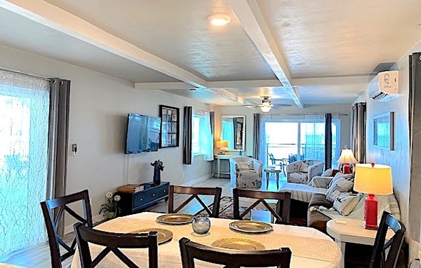 Big Ocean Villa VIP Suite Photo 12